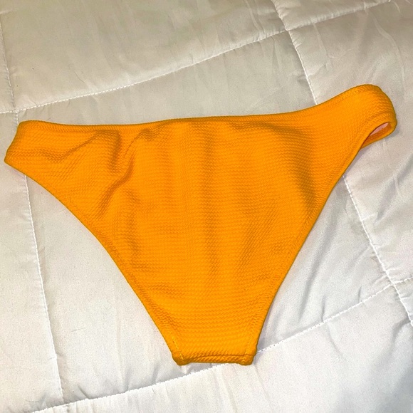 target bikini bottom - Picture 2 of 3